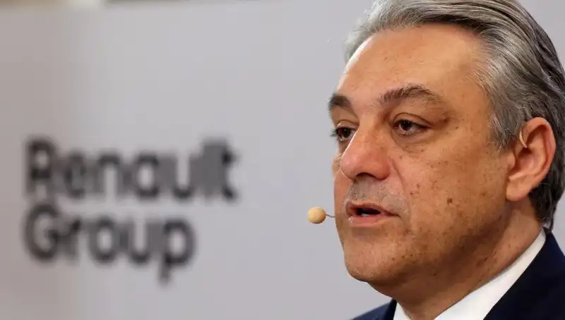 Renault'da Şok İstifa: Üst Düzey Yönetici Görevini Bıraktı