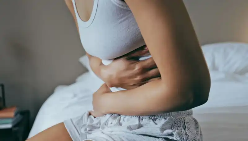 22 Yaşında Bağırsak Kanseri Teşhisi: Uzun Süre Görmezden Gelinen Belirti!