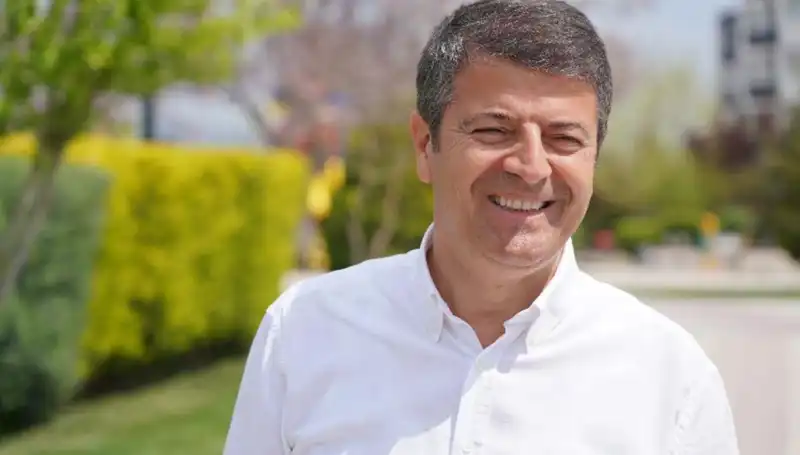 Abdurrahman Tutdere: Adıyaman’ın Dinamik Belediye Başkanının Hayatı ve Siyasi Kariyeri