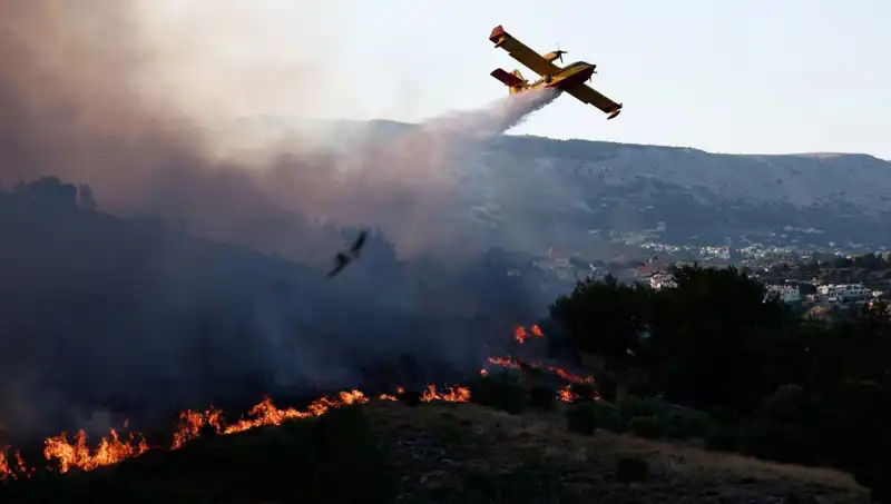 Sakız Adası'ndaki Yangın Kontrol Altına Alındı: Doğa Yeniden Hayat Bulacak mı?