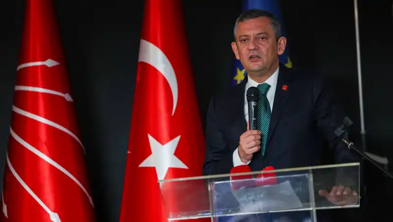 CHP Genel Başkanı Özel'den Avrupa Birliği'ne Gelişen İşbirliği Mesajları