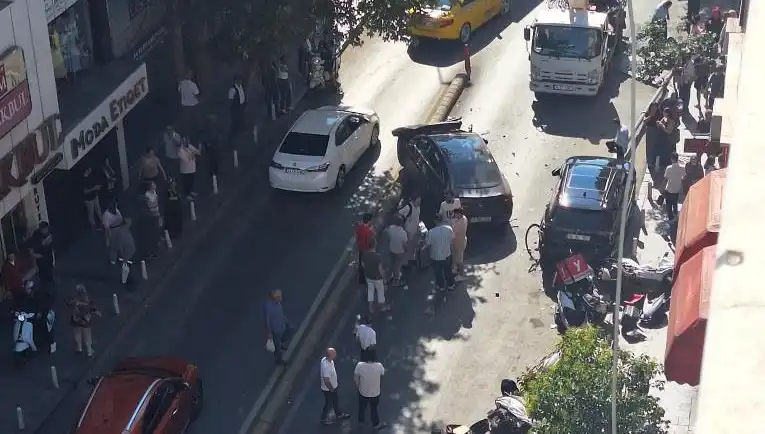 İranlı Sürücünün Abartılı Dolaşımı: Kaotik Anlar Şehri Bunalttı