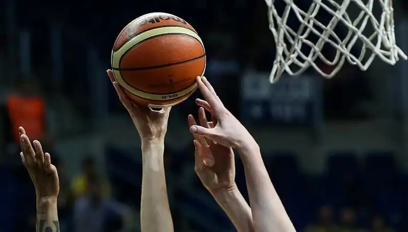 Kadın Basketbolunda Beklenen Fenerbahçe-Beşiktaş Yarı Finali Kapıda!