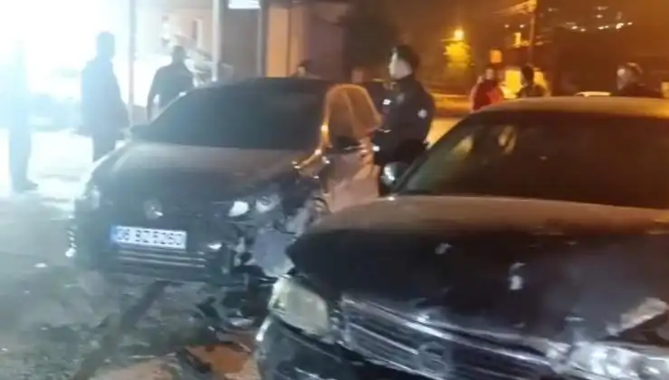 Çevirmeden Kaçan Araç Kaza Yaptı: Sorumluları Aranıyor!