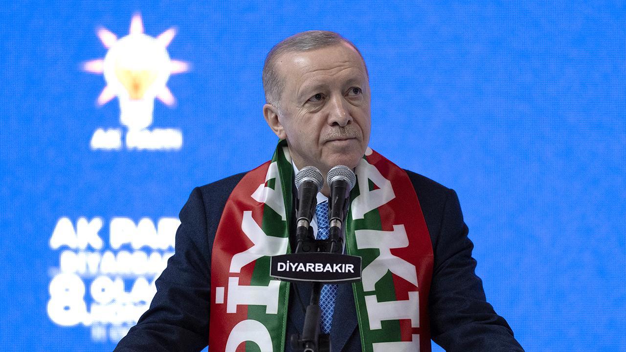 Erdoğan: Vatanımızın Bütünlüğünü Tehdit Edenlere Sert Tepki