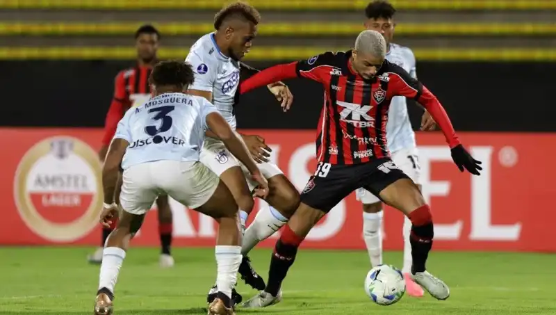 Yeni Transfer, Takıma Katıldıktan 4 Gün Sonra Ameliyata Alındı!
